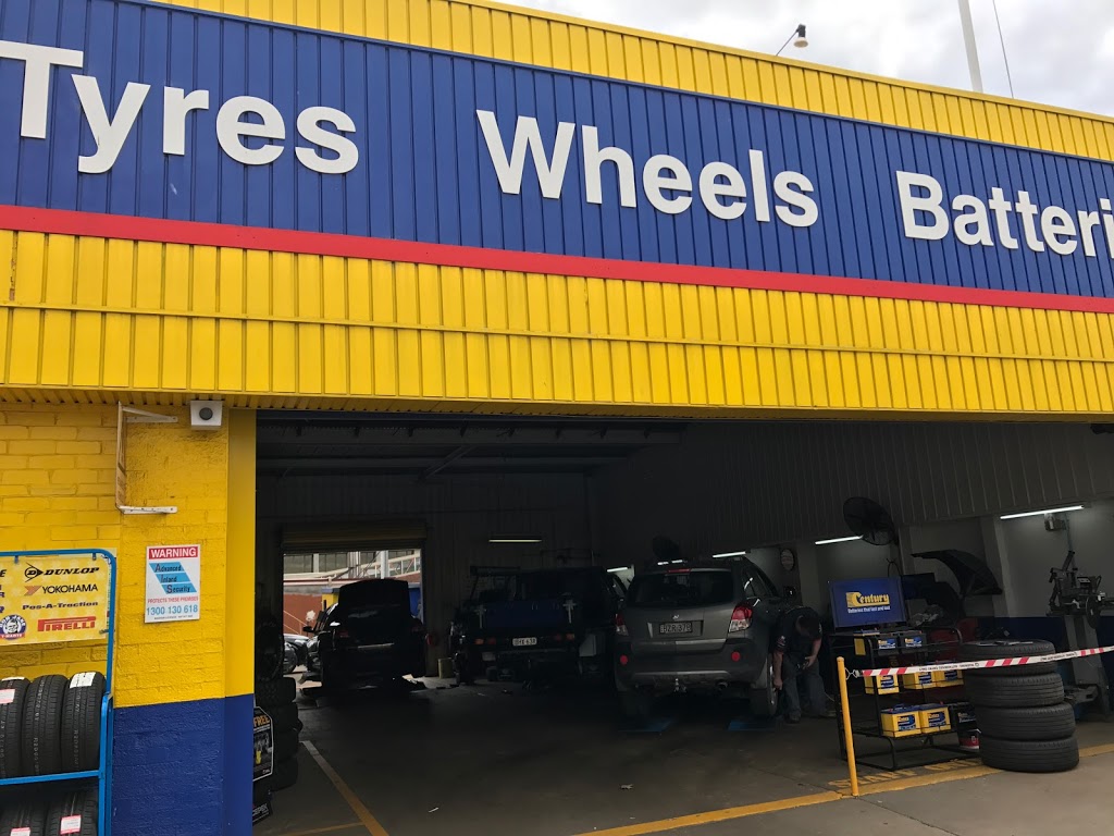 Bob Jane T-Marts | car repair | 2 White Street Cnr Kable Ave &, White St, Tamworth NSW 2340, Australia | 0267662992 OR +61 2 6766 2992