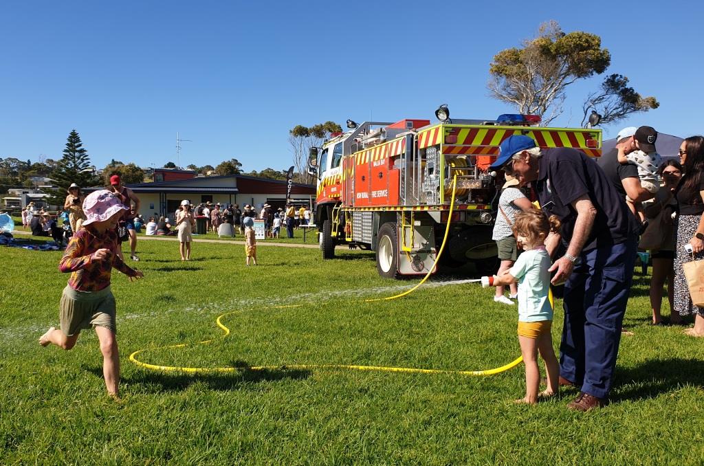 Malua Bay Rural Fire Brigade | fire station | Reservoir Rd, Malua Bay NSW 2536, Australia | 0412180513 OR +61 412 180 513