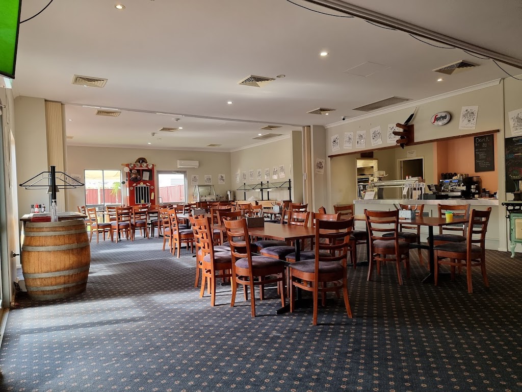 Cunderdin - Ettamogah Pub | bar | 75 Main St, Cunderdin WA 6407, Australia | 0896351777 OR +61 8 9635 1777