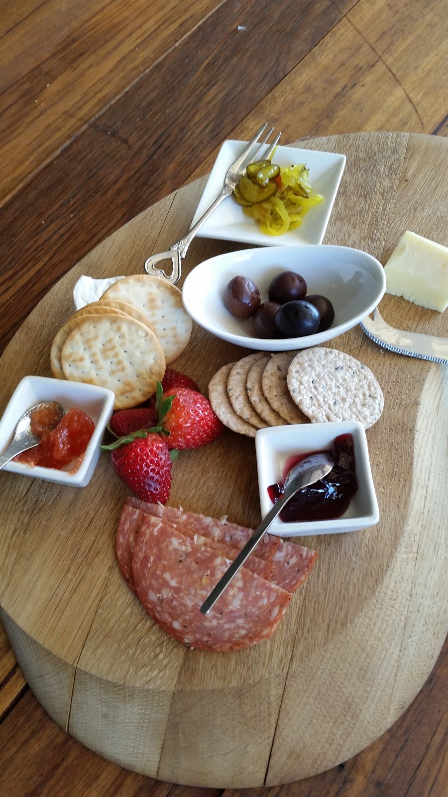 Faulls Ridge Wine | 611 The Bucketts Way, Tugrabakh NSW 2422, Australia | Phone: 0409 121 304