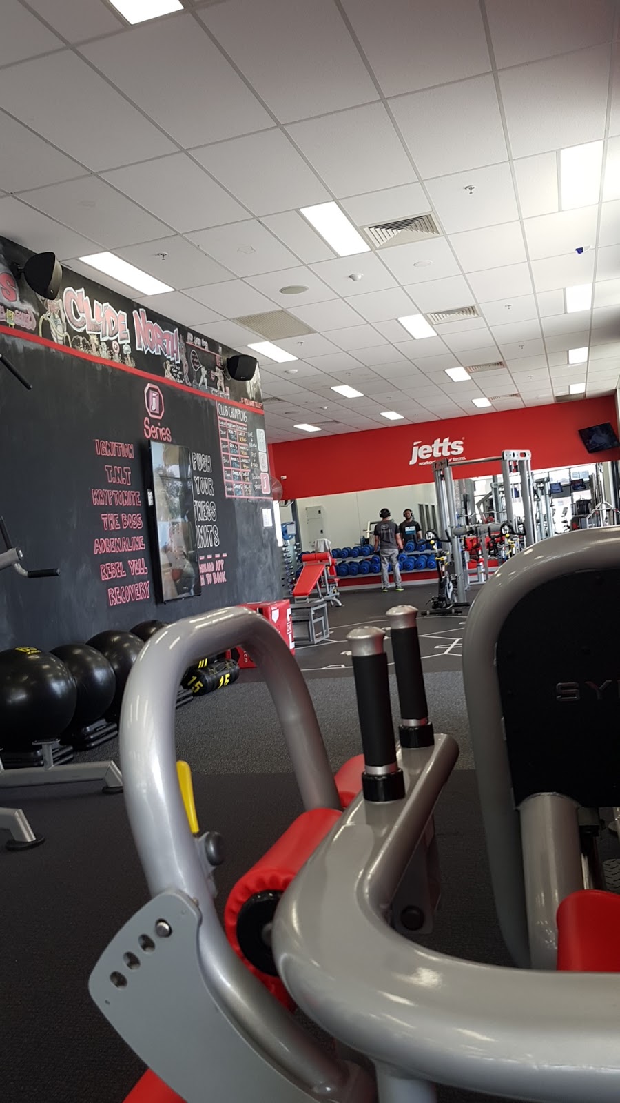 Jetts Clyde North | gym | 1/2 Selandra Blvd, Clyde North VIC 3978, Australia | 0359980503 OR +61 3 5998 0503