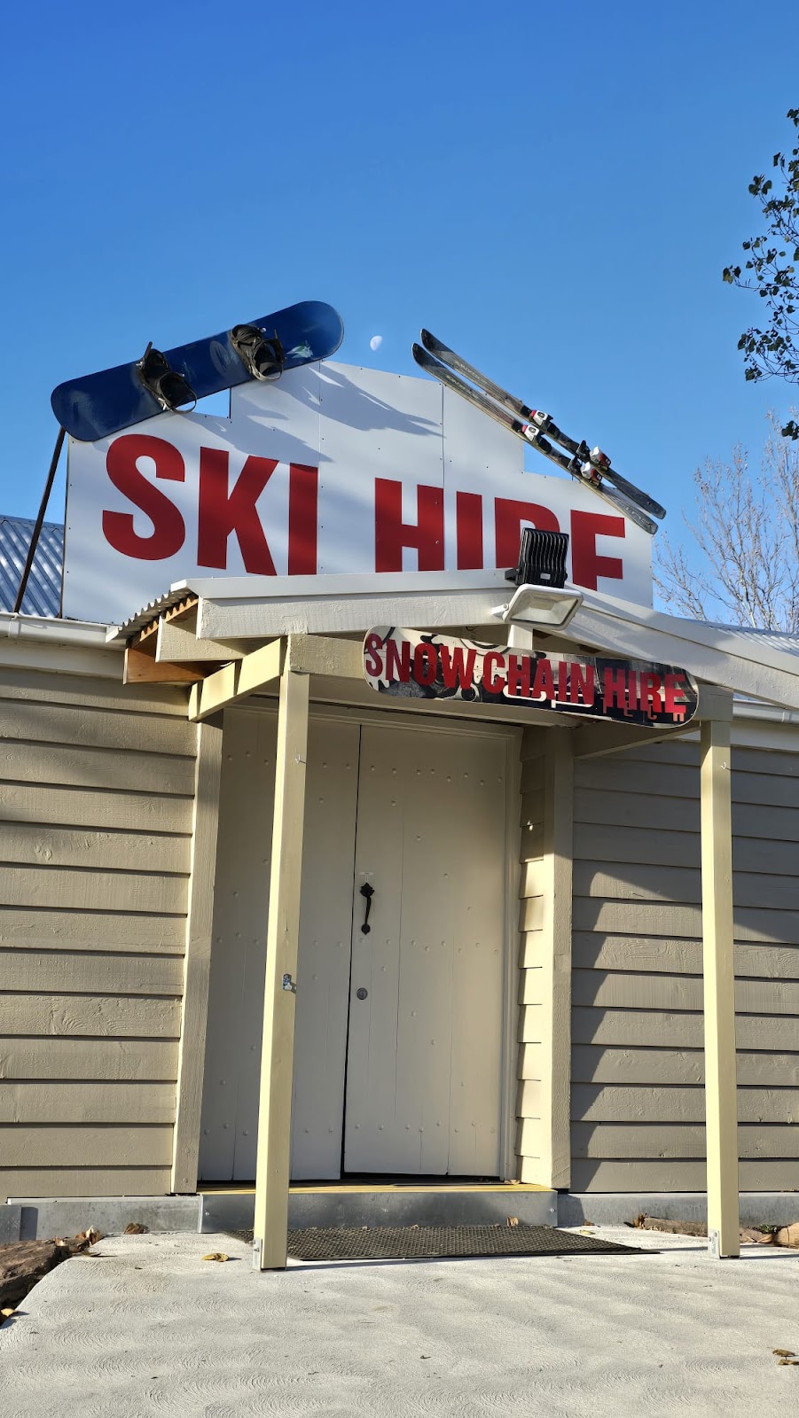 The Sebel Ski Shop | The Sebel Pinnacle Valley, 1 Mimosa Dr, Merrijig VIC 3724, Australia | Phone: (03) 5777 5788