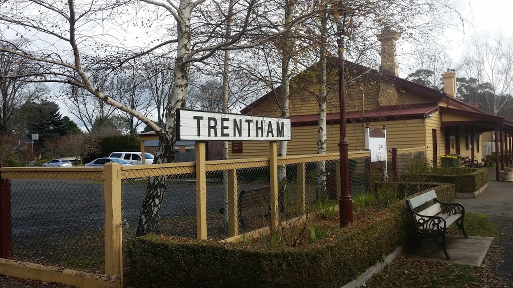 Trentham Railway Station & Visitor Information Centre | travel agency | Victoria St, Trentham VIC 3458, Australia | 1800454891 OR +61 1800 454 891