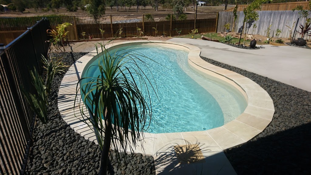 Palm Lakeside Holiday Home, Bowen QLD | lodging | 26 Scenic Cres, Bowen QLD 4805, Australia | 0414984956 OR +61 414 984 956