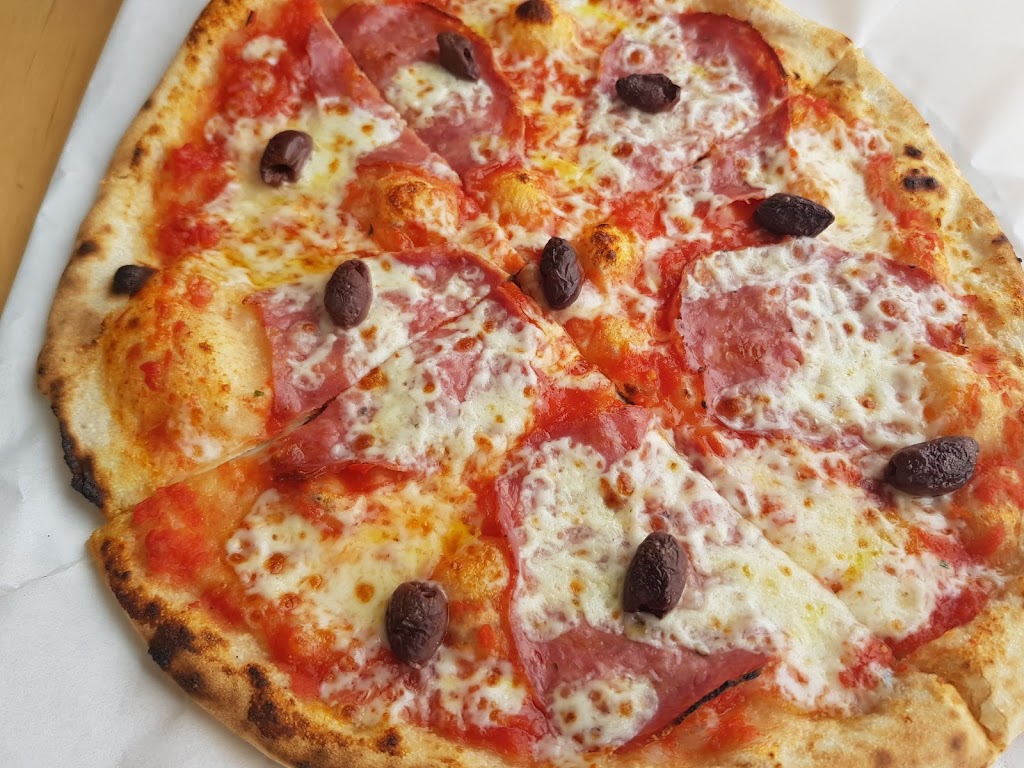 RoccoPizza All Natural All Sourdough No Ham and Pineapple | 336 Findon Rd, Kidman Park SA 5025, Australia | Phone: 0484 231 708