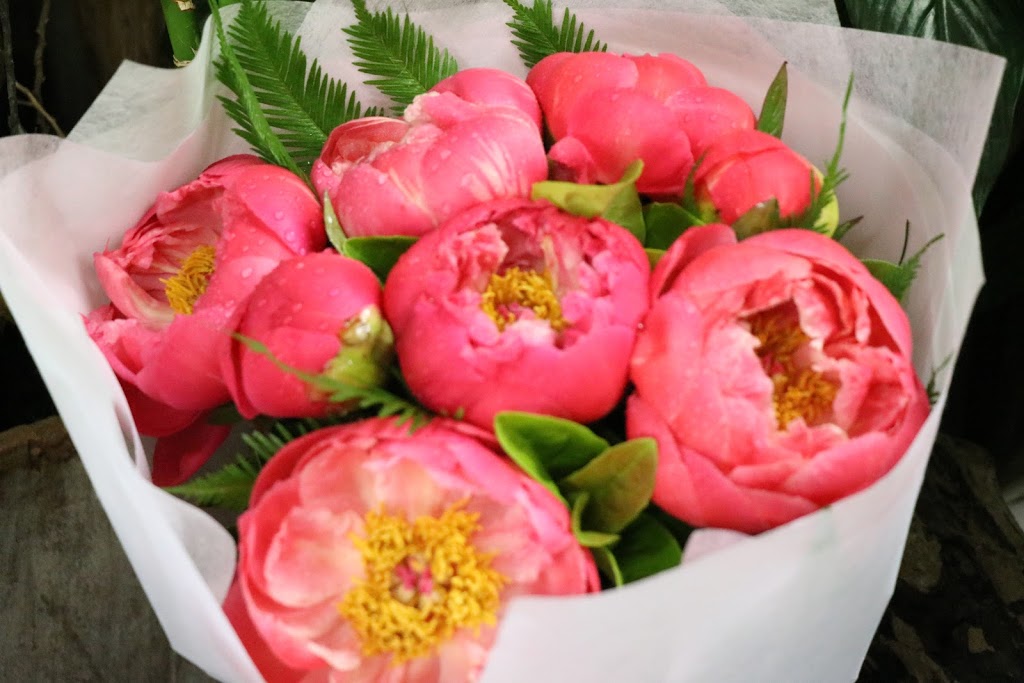 Winston Hills Florist | florist | 60 Moxhams Rd, Winston Hills NSW 2153, Australia | 0296831116 OR +61 2 9683 1116