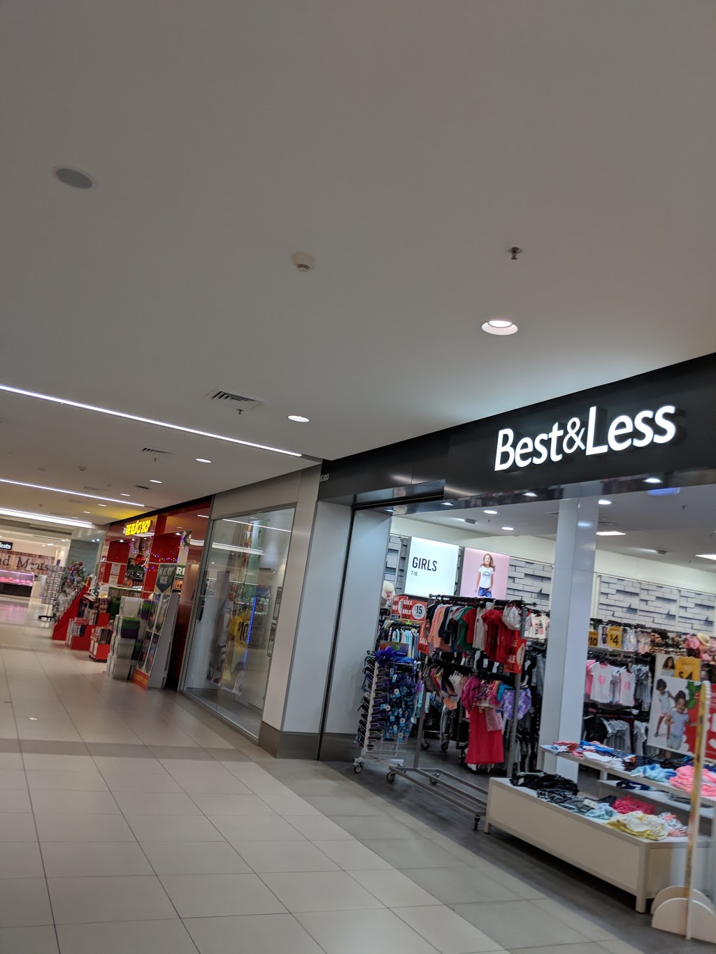 Best&Less | clothing store | G300 Pembroke Rd, Minto NSW 2566, Australia | 0298209377 OR +61 2 9820 9377