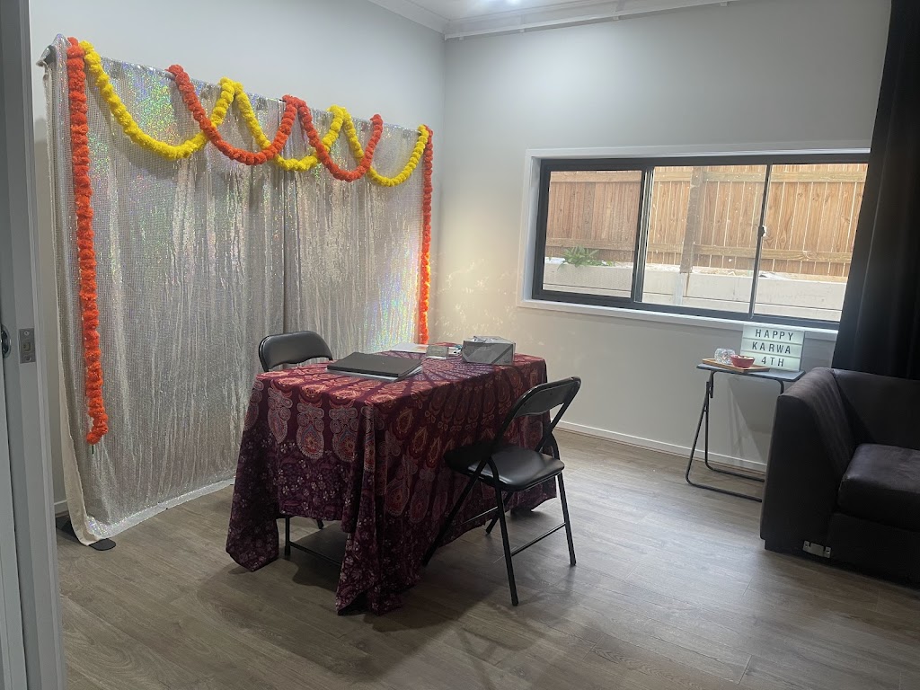 Henna by Prachi | Formosa St, Spring Mountain QLD 4300, Australia | Phone: 0434 741 882