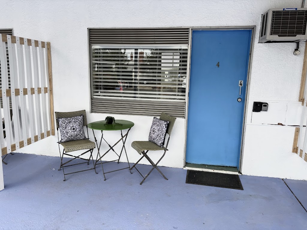Stonez Boutique Accommodation | 46 Talbot Rd, Clunes VIC 3370, Australia | Phone: 0407 502 193