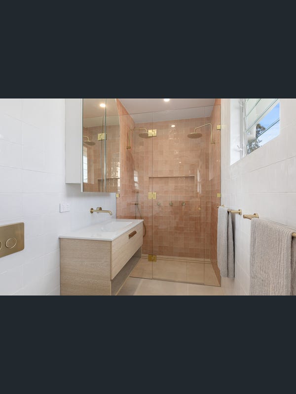 Coastline Building Bathroom renovations -Services Central Coast | 9 Parklands Cl, Bateau Bay NSW 2261, Australia | Phone: 0405 387 661