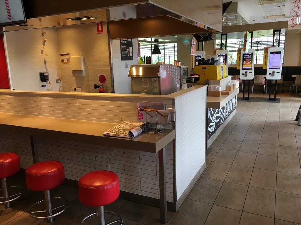 McDonalds Springfield Lakes | Cnr Springfield Lakes Boulevard &, Centenary Hwy, Springfield QLD 4300, Australia | Phone: (07) 3437 8608