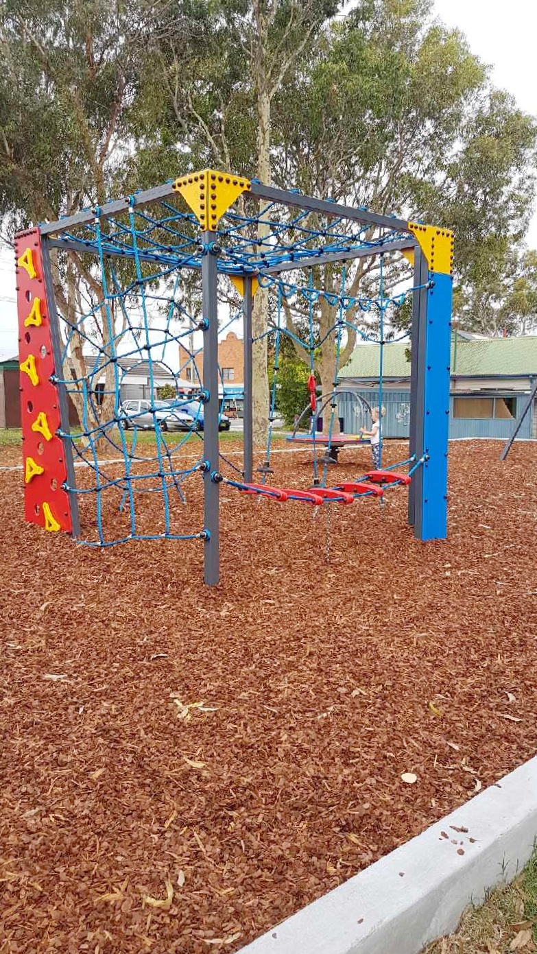 Kahibah Park Playground | Hexham St, Kahibah NSW 2290, Australia | Phone: (02) 4921 0333