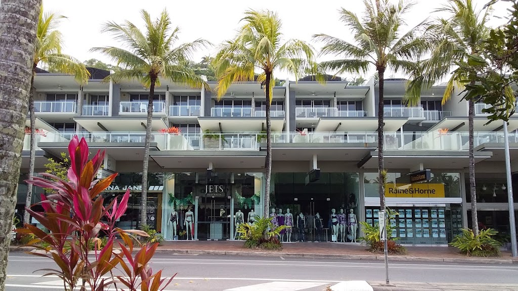 Portico Shopping Centre | 53/61 Macrossan St, Port Douglas QLD 4877, Australia | Phone: 0499 828 656
