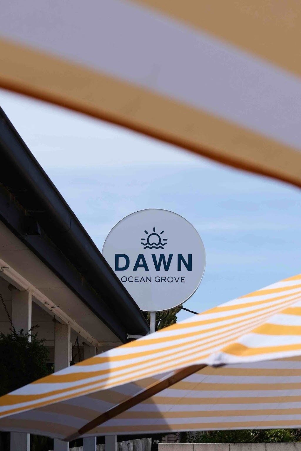 Dawn Ocean Grove | cafe | 131 Ocean Trwy, Ocean Grove VIC 3226, Australia | 0352543860 OR +61 3 5254 3860