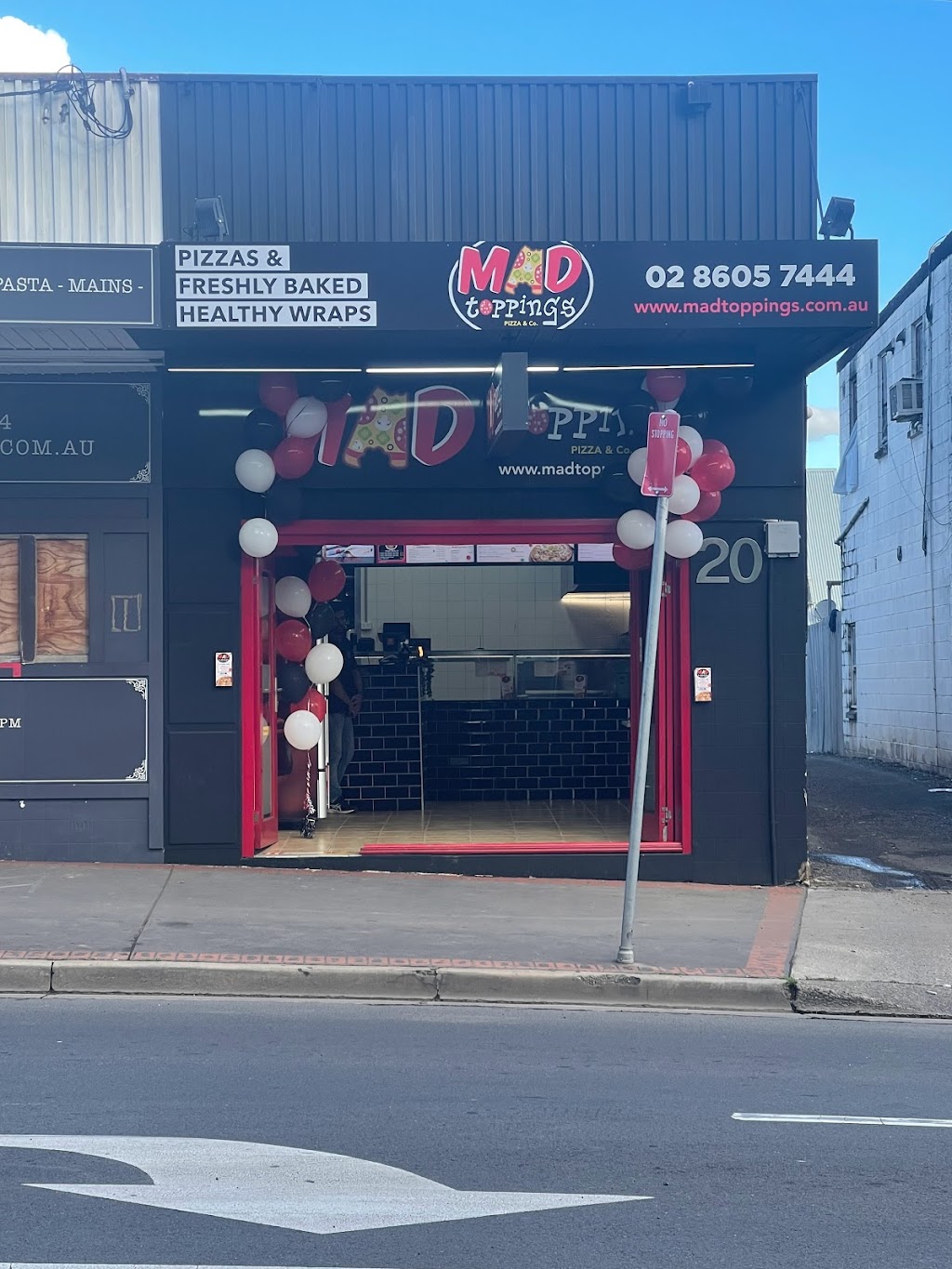 Mad Toppings Riverstone | 20 Garfield Rd E, Riverstone NSW 2765, Australia | Phone: 0466 444 837