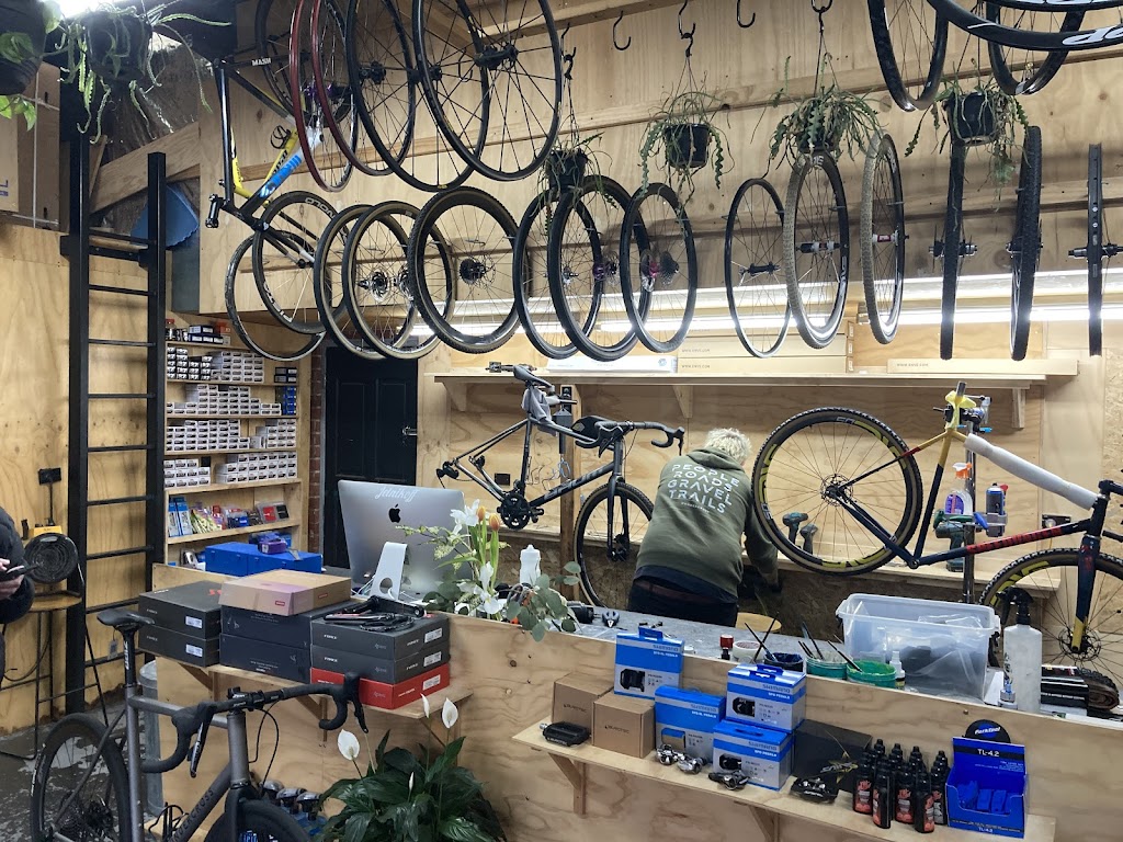 Jetnikoff | 3/16 The Terrace, Brunswick Heads NSW 2483, Australia | Phone: 0416 520 730