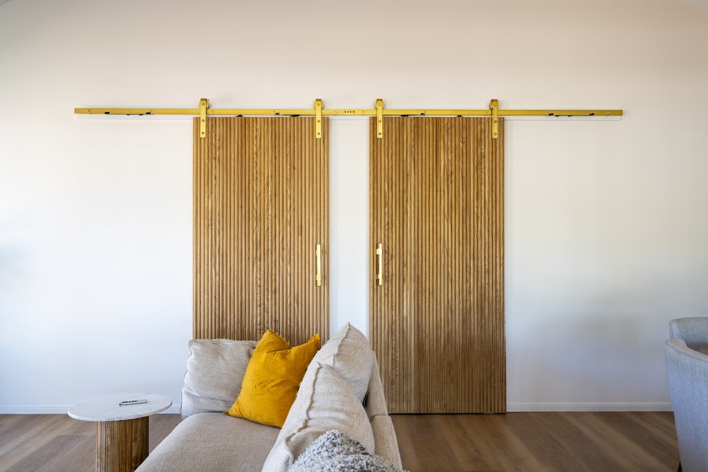 Brisbane Barn Doors | 4/42 Trade St, Lytton QLD 4178, Australia | Phone: 0481 085 365
