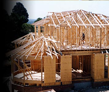 Leach Trusses | 46 Hardwood Rd, Landsborough QLD 4550, Australia | Phone: (07) 5494 1077