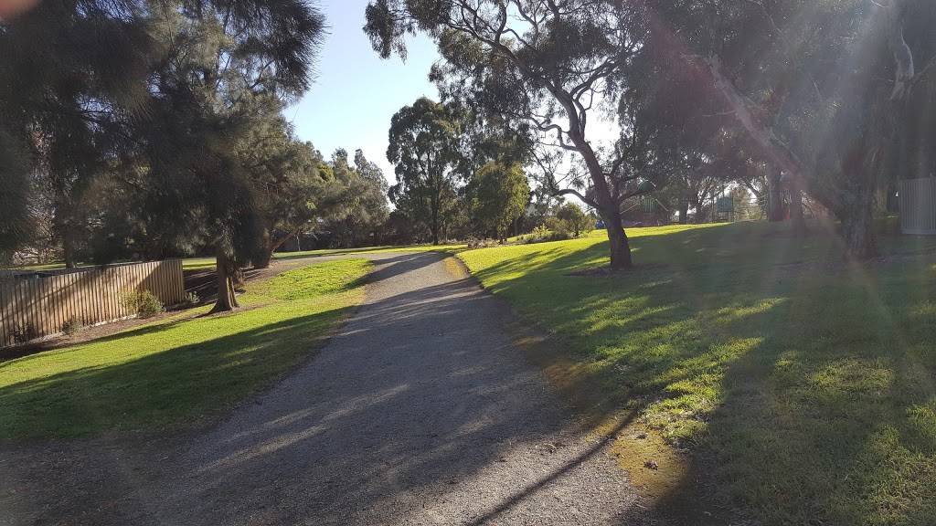 Shawlands Avenue Reserve | park | 48 Shawlands Ave, Blackburn VIC 3130, Australia