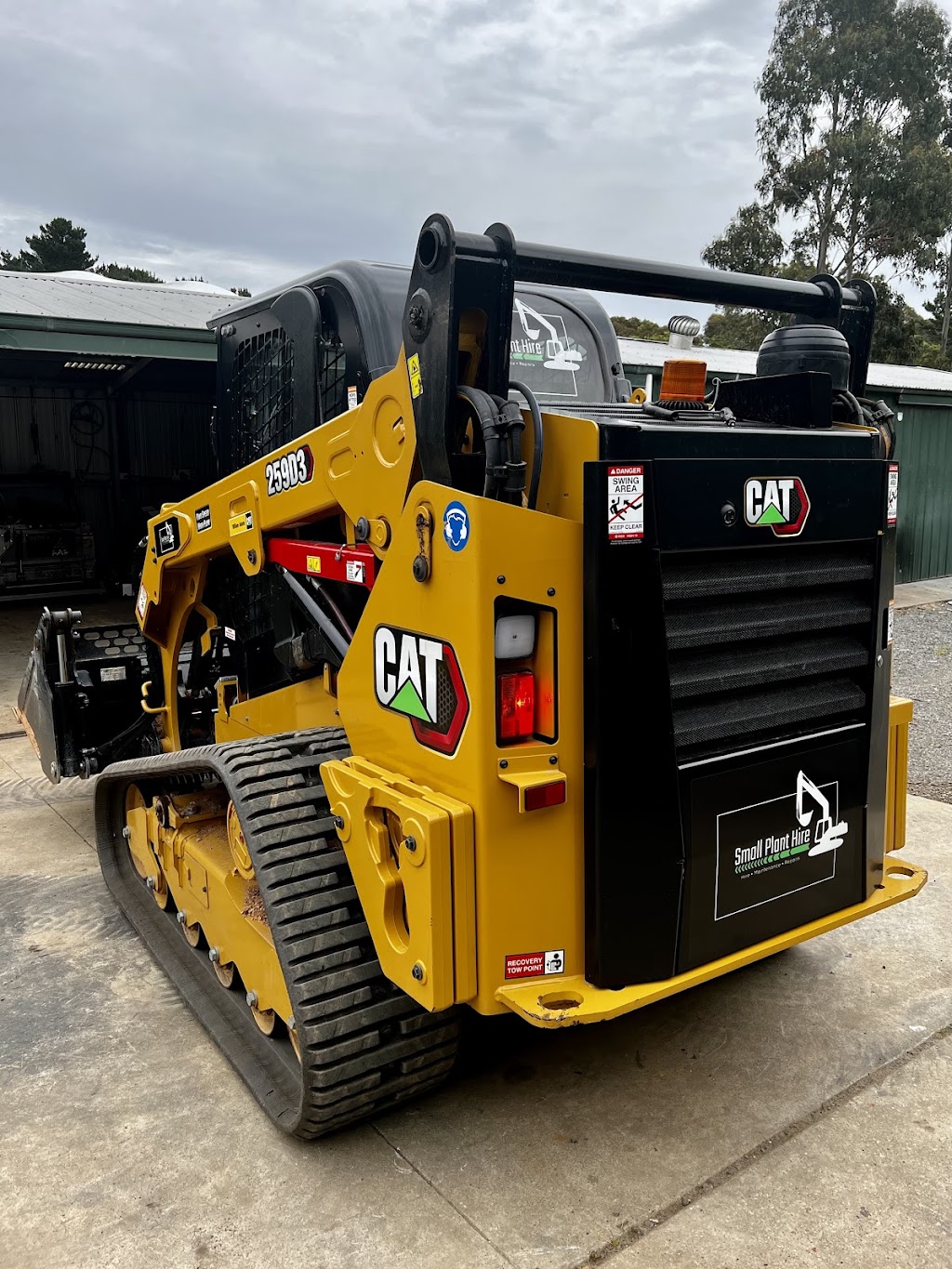 Small Plant Hire | Creswick-Newstead Rd, Broomfield VIC 3364, Australia | Phone: 0407 449 494