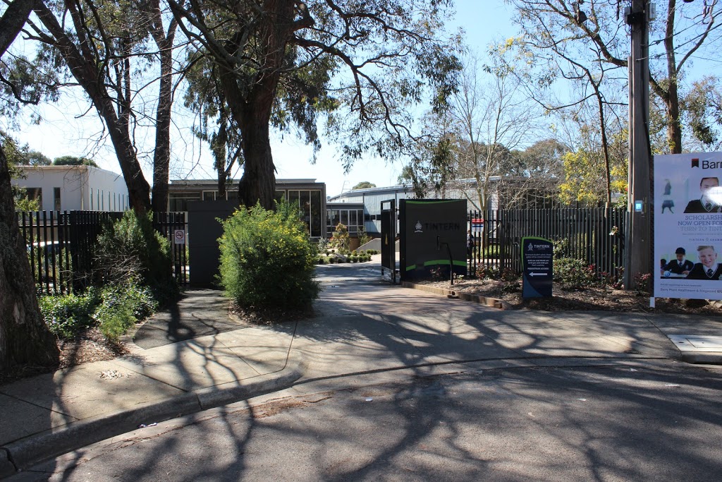 Tintern Grammar Gate 8 | school | 90 Alexandra Rd, Ringwood East VIC 3135, Australia | 0398457777 OR +61 3 9845 7777