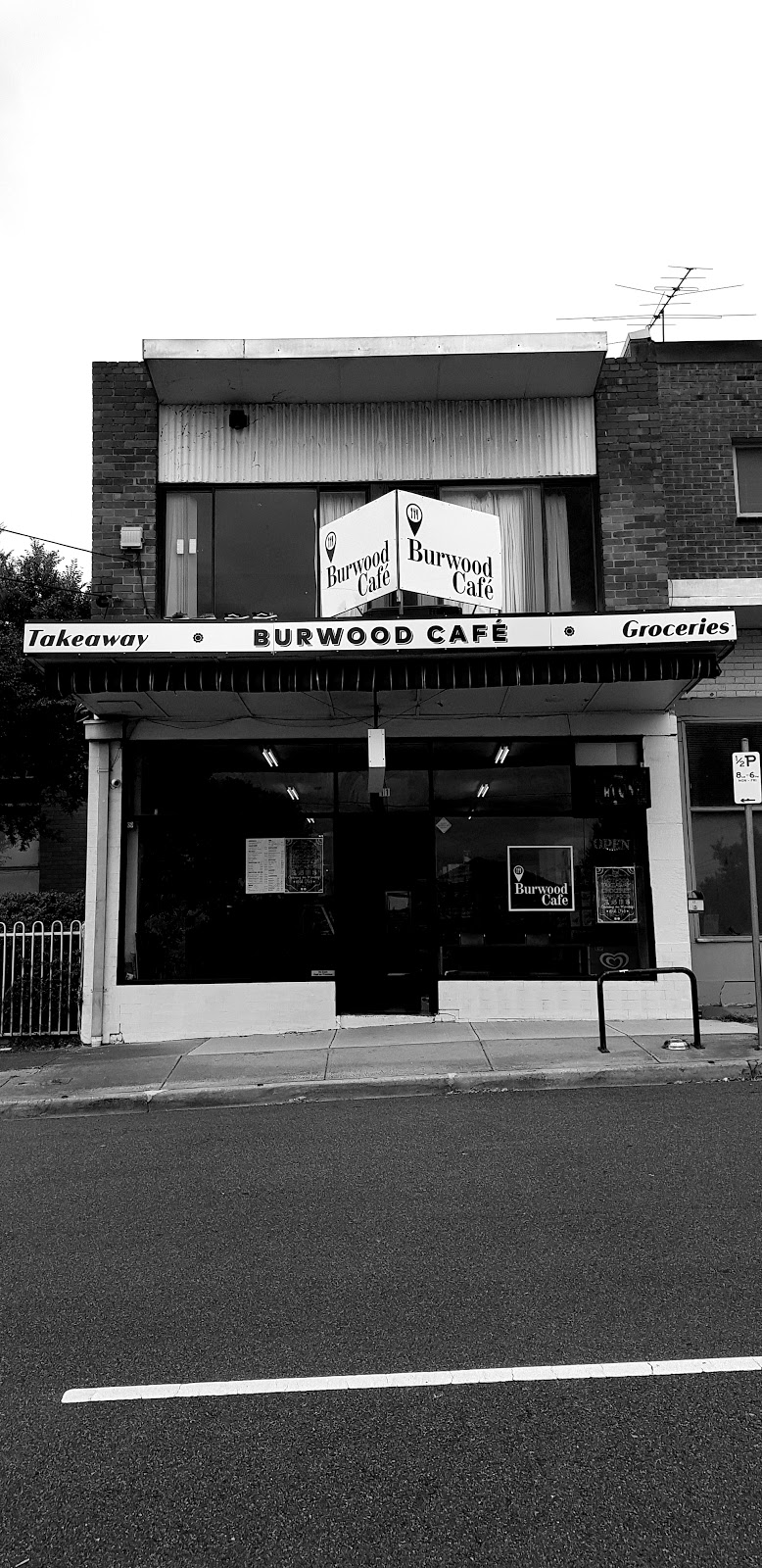 Burwood Cafe and Indian takeaway | restaurant | 11 Faelen St, Burwood VIC 3125, Australia | 0398081113 OR +61 3 9808 1113
