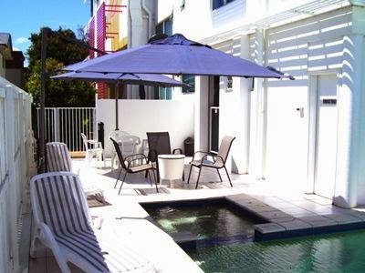 Koola Beach Apartments | 52 Johnson St, Bargara QLD 4670, Australia | Phone: 1800 981 815