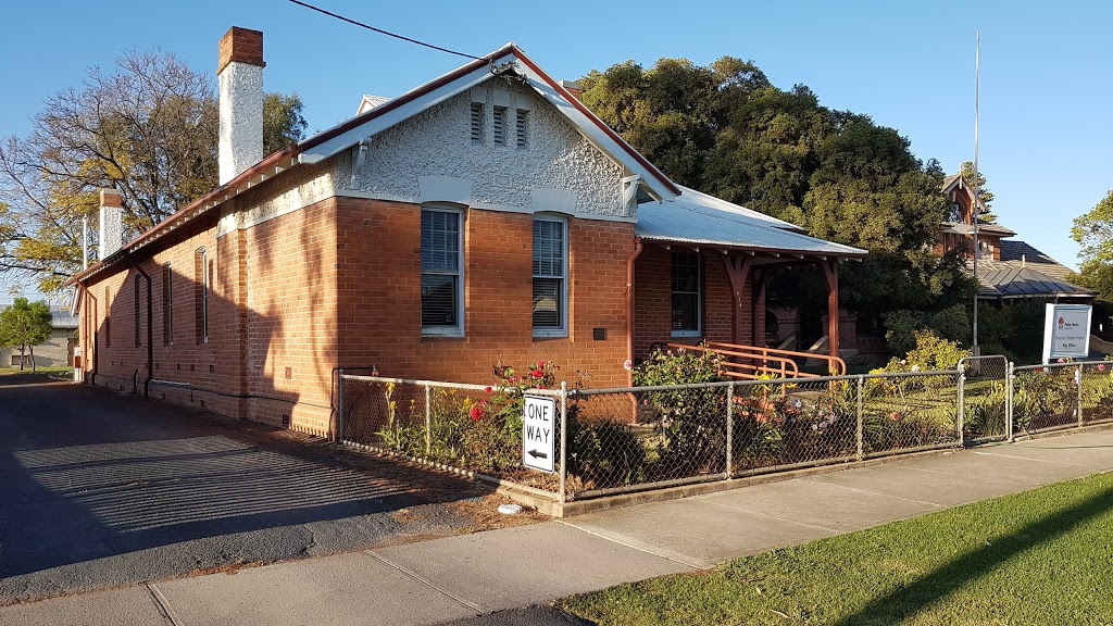 Hay Court House | courthouse | Pine St & Moppett St, Hay NSW 2711, Australia | 1300679272 OR +61 1300 679 272