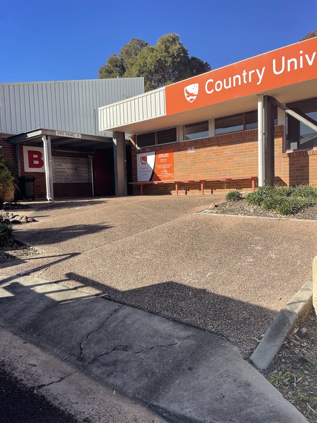 Warwick - South East Pressure Cleaning & Solar Panel Cleaning | 7 River Terrace, Warwick QLD 4370, Australia | Phone: 0409 494 740