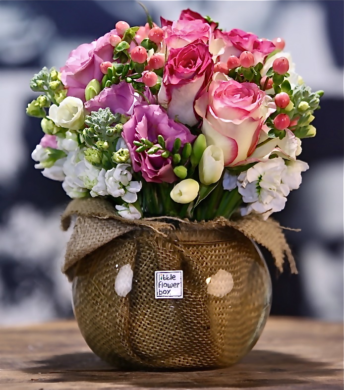 little flower box | florist | 1/112 James St, Templestowe VIC 3106, Australia | 0398466526 OR +61 3 9846 6526