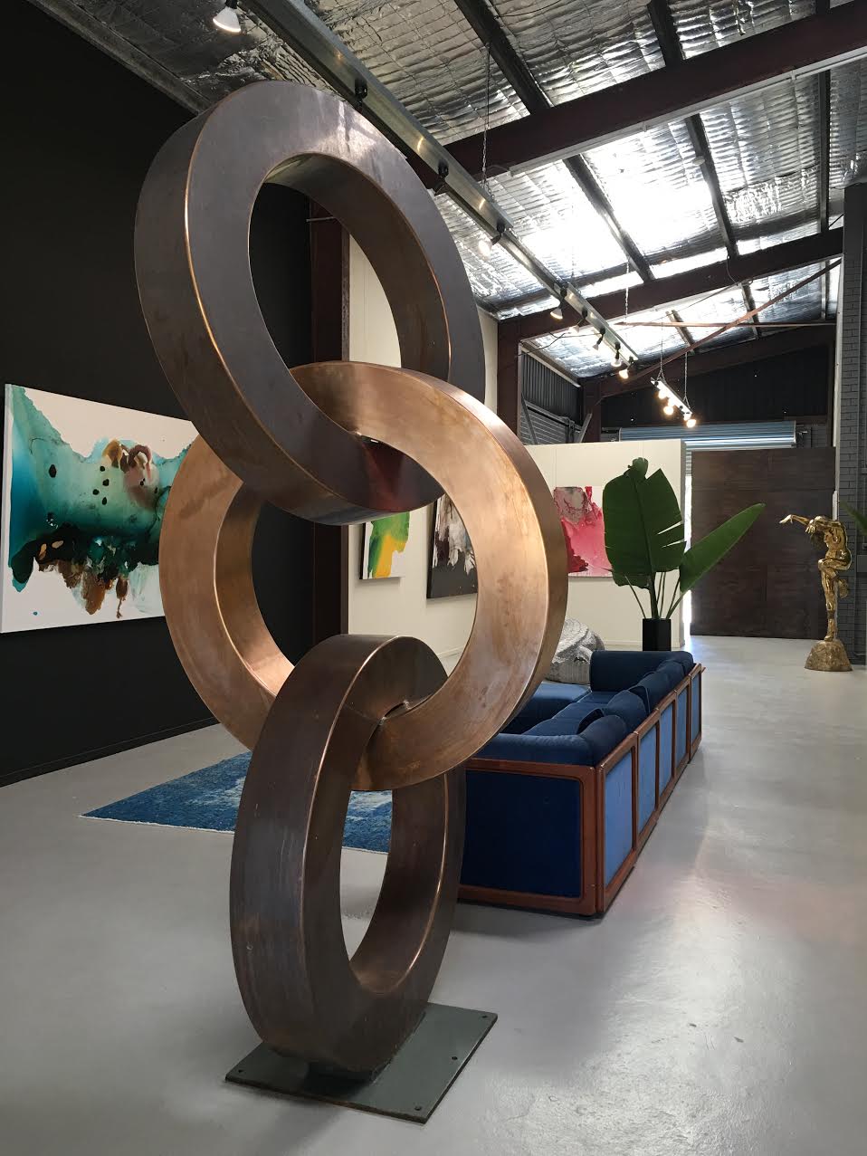 Thomgallery | 6 Fern Pl, Byron Bay NSW 2481, Australia | Phone: 0411 813 999