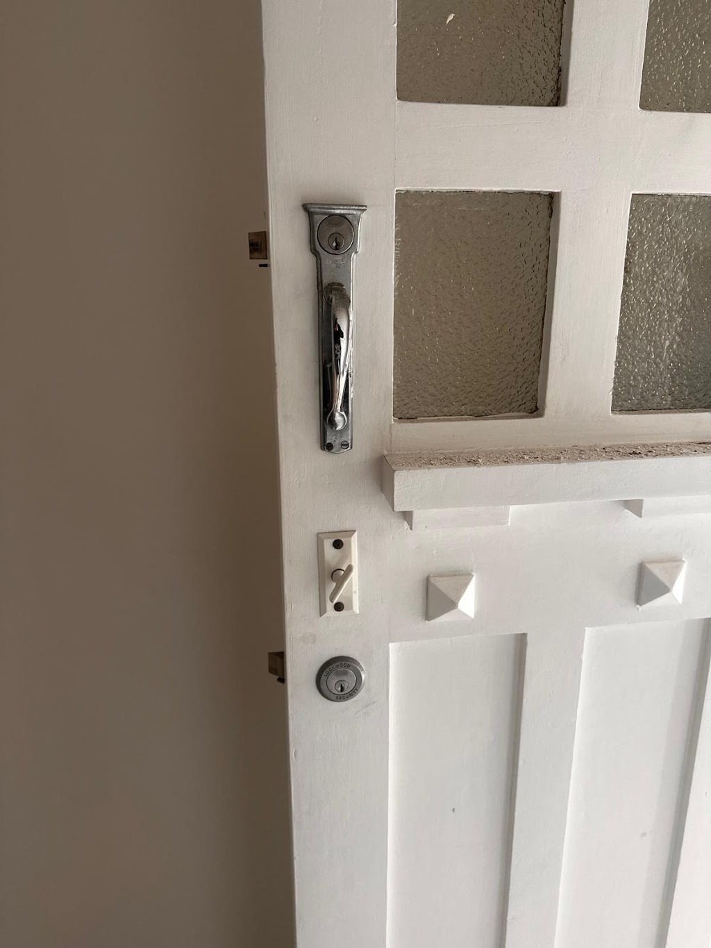 Colless Locksmith Lilyfield | 51B Justin St, Lilyfield NSW 2040, Australia | Phone: (02) 7251 9474
