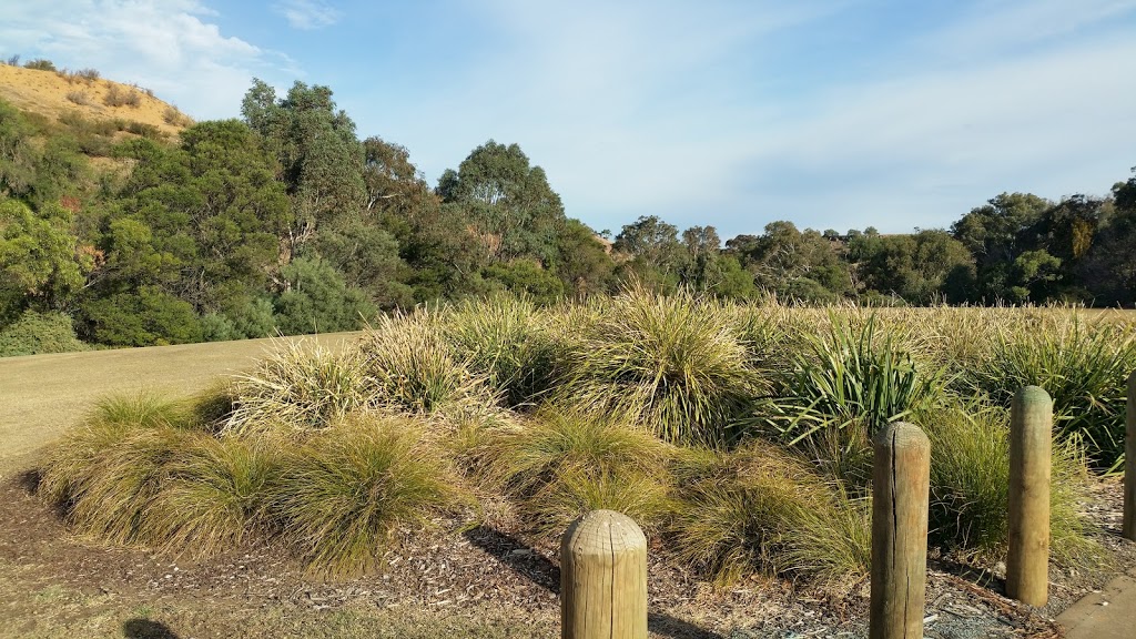 Lozzbert Reserve | park | Greigs Rd, Melton South VIC 3338, Australia