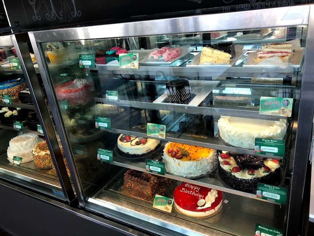 The Cheesecake Shop Lake Haven | bakery | Lake Haven Shopping Centre, 122 Lake Haven Dr, Lake Haven NSW 2263, Australia | 0243920321 OR +61 2 4392 0321