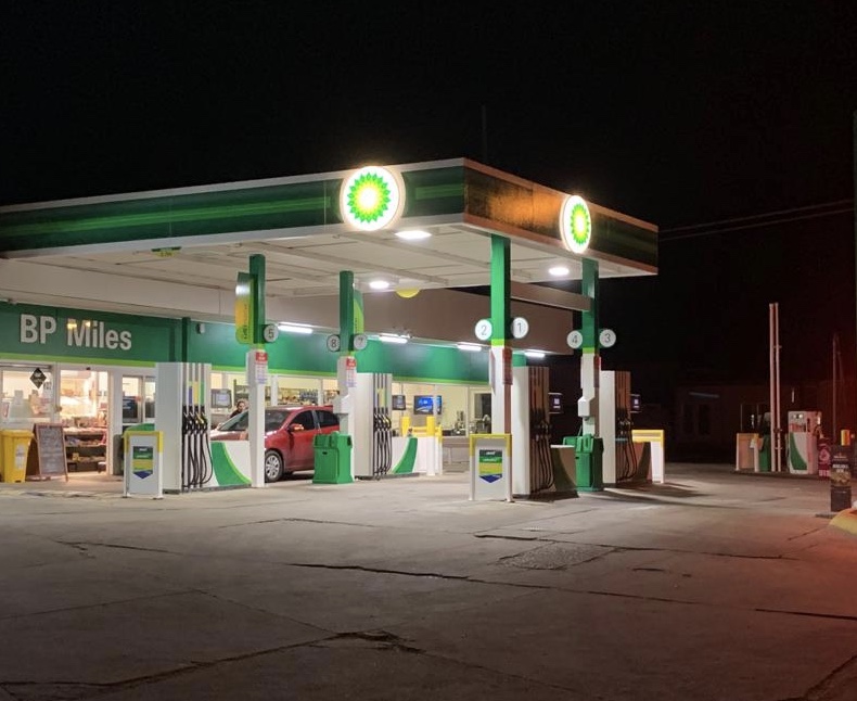 Bp Miles Roadhouse | gas station | 101 Murilla St, Miles QLD 4415, Australia