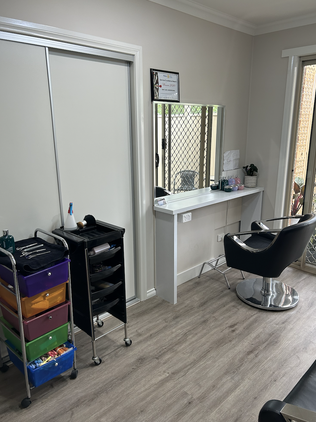 Snip Curl Hairdressing | 10 Westcliffe Cres, Sebastopol VIC 3356, Australia | Phone: 0457 788 074