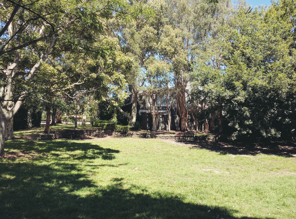 Moncur Reserve | park | Moncur St, Woollahra NSW 2025, Australia | 0293917000 OR +61 2 9391 7000