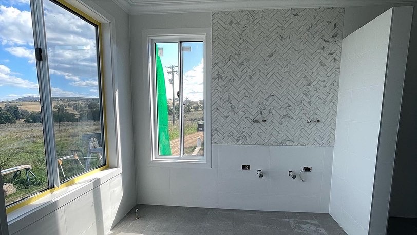 K&M Tiling Bathurst Pty Ltd | Unit 2/5 Watt Dr, Robin Hill NSW 2795, Australia | Phone: 0430 755 899