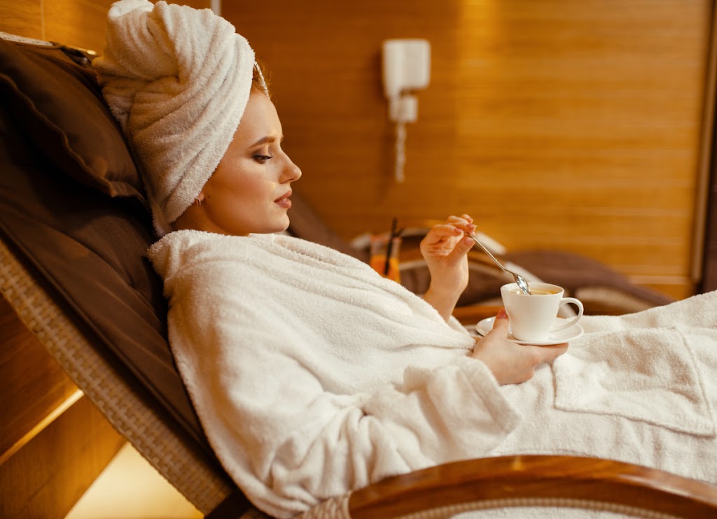 Evergreen Spa Bathhouse & Massage | 12 Annerley Rd Basement of Best Western Diana Plaza, Hotel, Woolloongabba QLD 4102, Australia | Phone: (07) 3391 2279