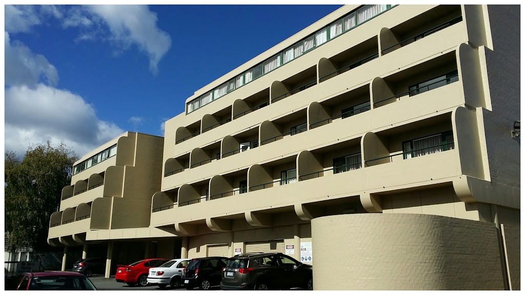 St Ives Apartments | 67 St Georges Terrace, Battery Point TAS 7004, Australia | Phone: (03) 6221 5555