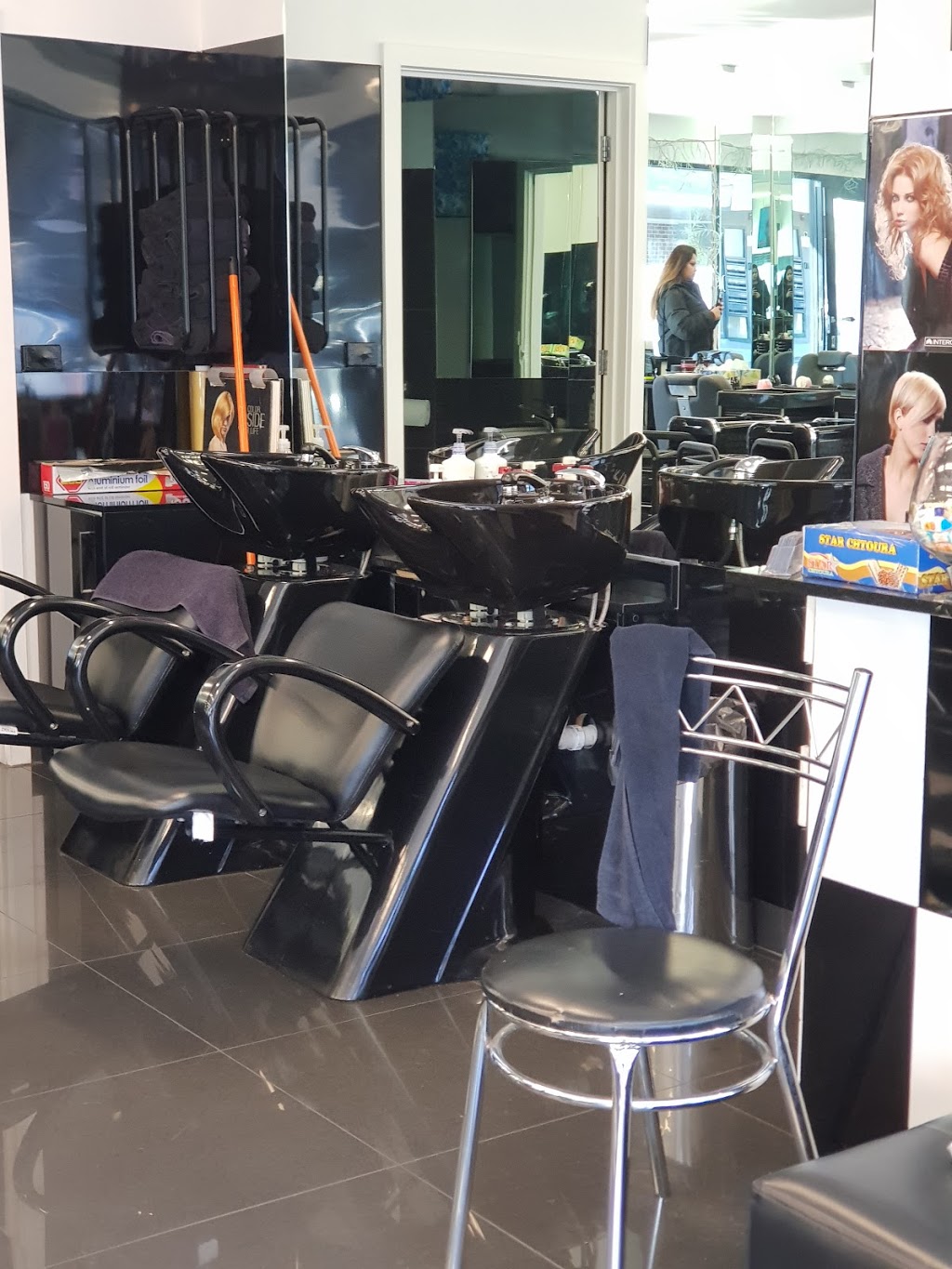 Melville Hair Salon | hair care | 129 Melville Rd, Brunswick West VIC 3055, Australia | 0393867840 OR +61 3 9386 7840