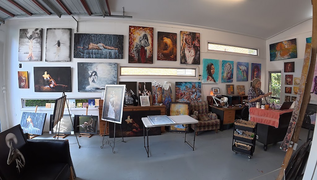 Ulla and Bjorn Art Gallery | 93 Amaroo Dr, Smiths Lake NSW 2428, Australia | Phone: 0414 180 971