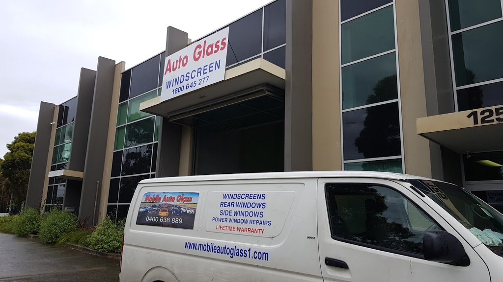 auto glass cenre of melbourne pty ltd | 125 Fairbairn Rd, Sunshine West VIC 3020, Australia | Phone: 0400 638 889