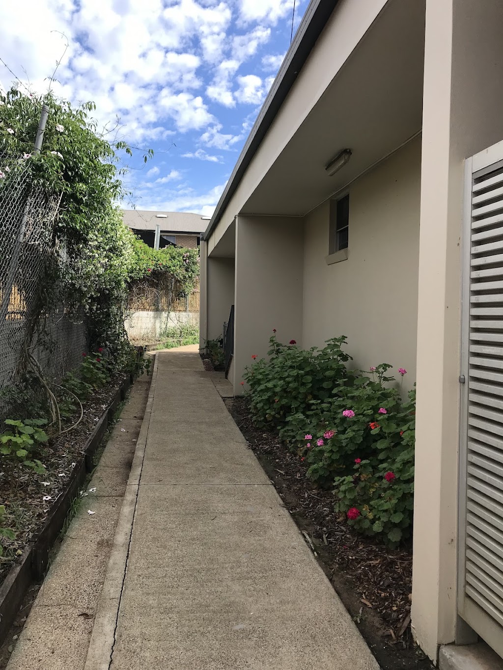 Richlands East Oral Health Clinic | 23a Columba St, Inala QLD 4077, Australia | Phone: 1300 300 850