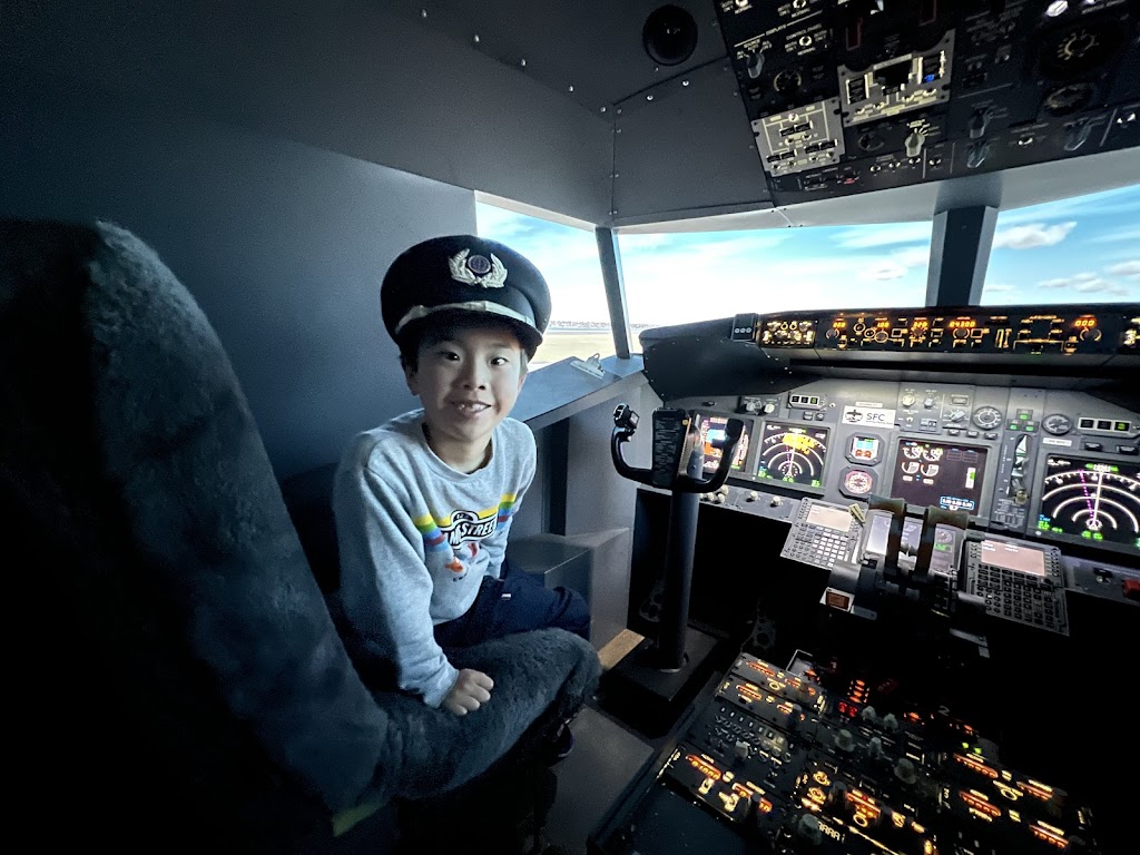 SFC 737 Flight Simulator | 109 Drover Rd, Bankstown Aerodrome NSW 2198, Australia | Phone: (02) 9709 8488