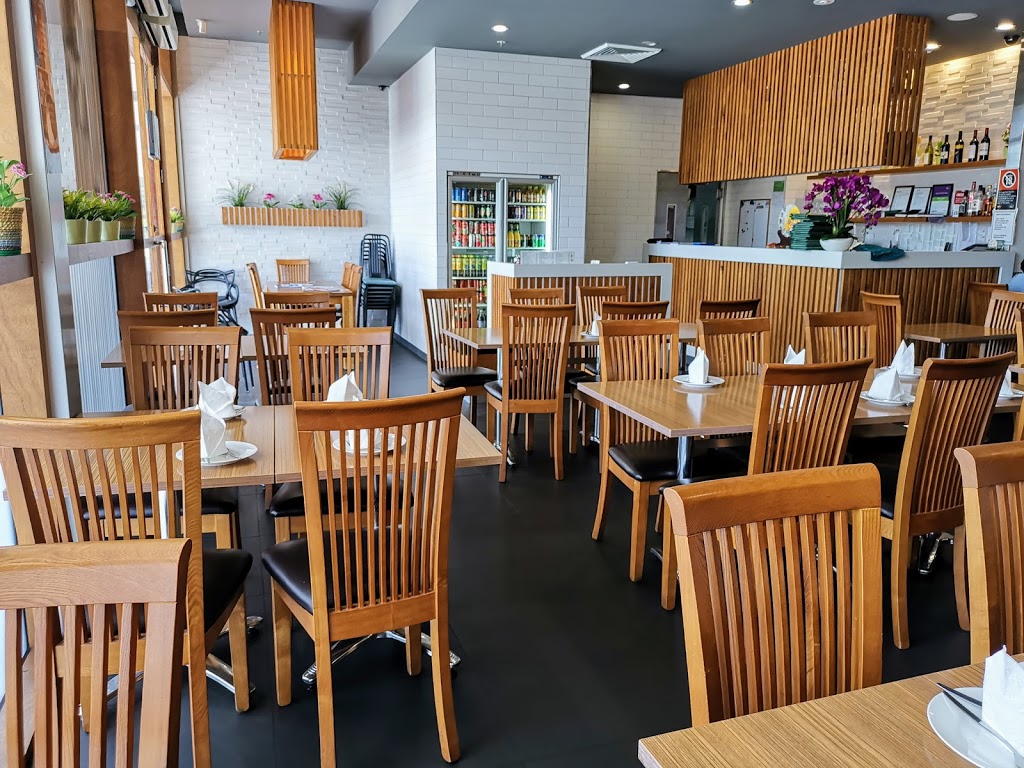Lyton Chinese Restaurant | restaurant | 2 Sentry Dr, Stanhope Gardens NSW 2768, Australia | 0288831233 OR +61 2 8883 1233