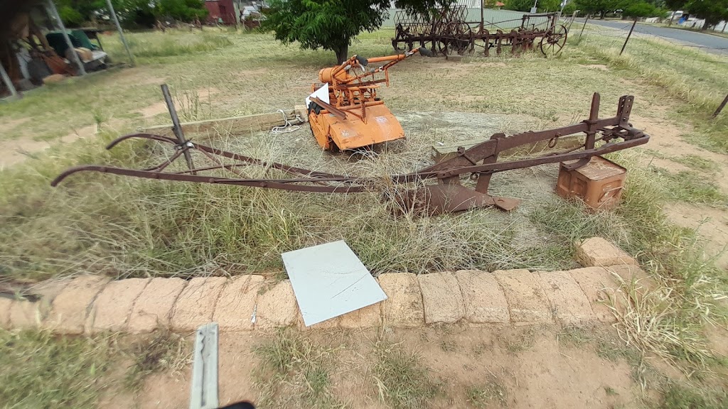 Eds Old Farm Machinery Museum | 53/55 Railway Parade, Henty NSW 2658, Australia | Phone: 0418 453 046