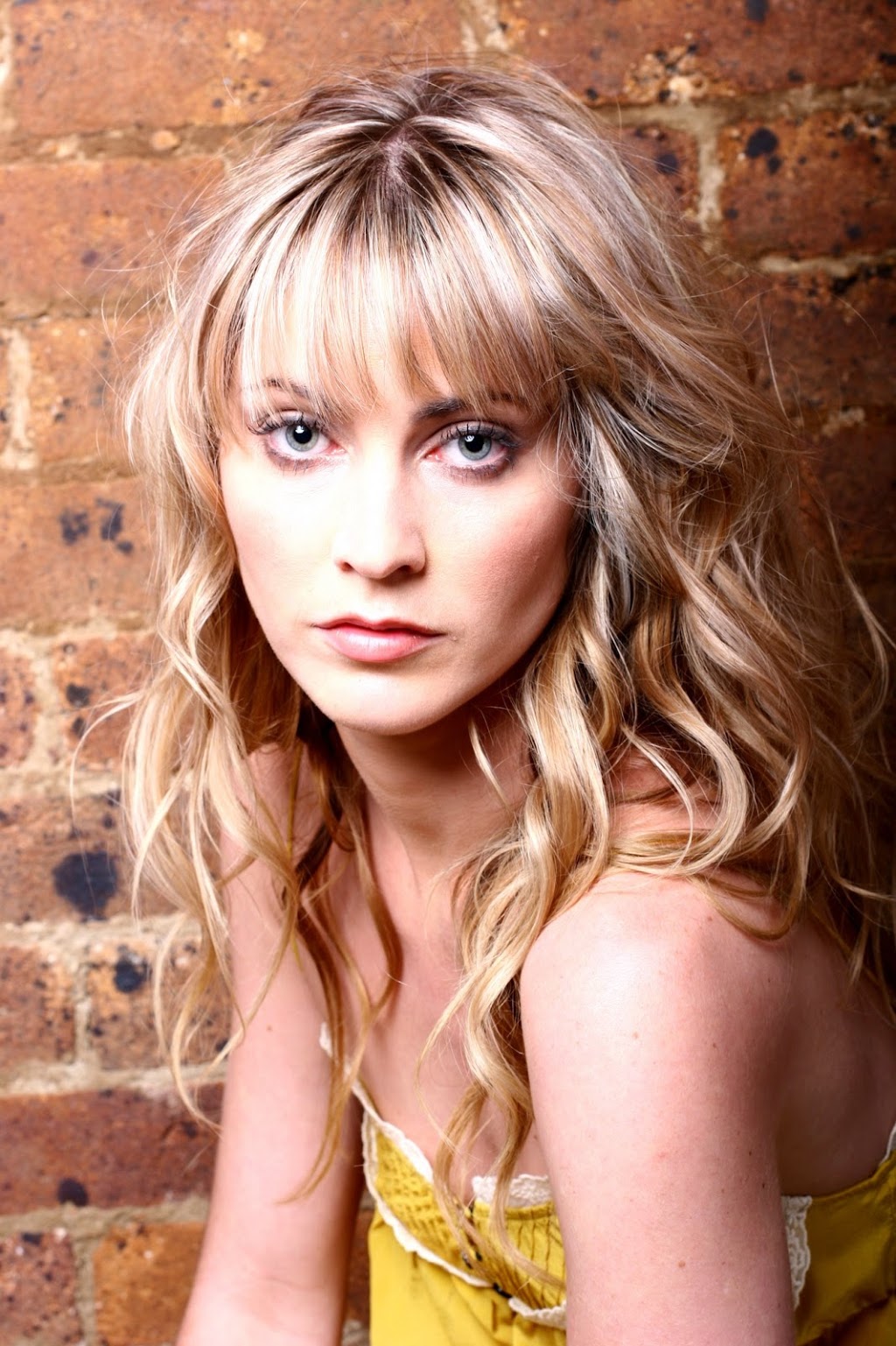 Susanne Nicholson Hair and Make Up | 3/100 Mooroondu Rd, Thorneside QLD 4158, Australia | Phone: (07) 3207 2700