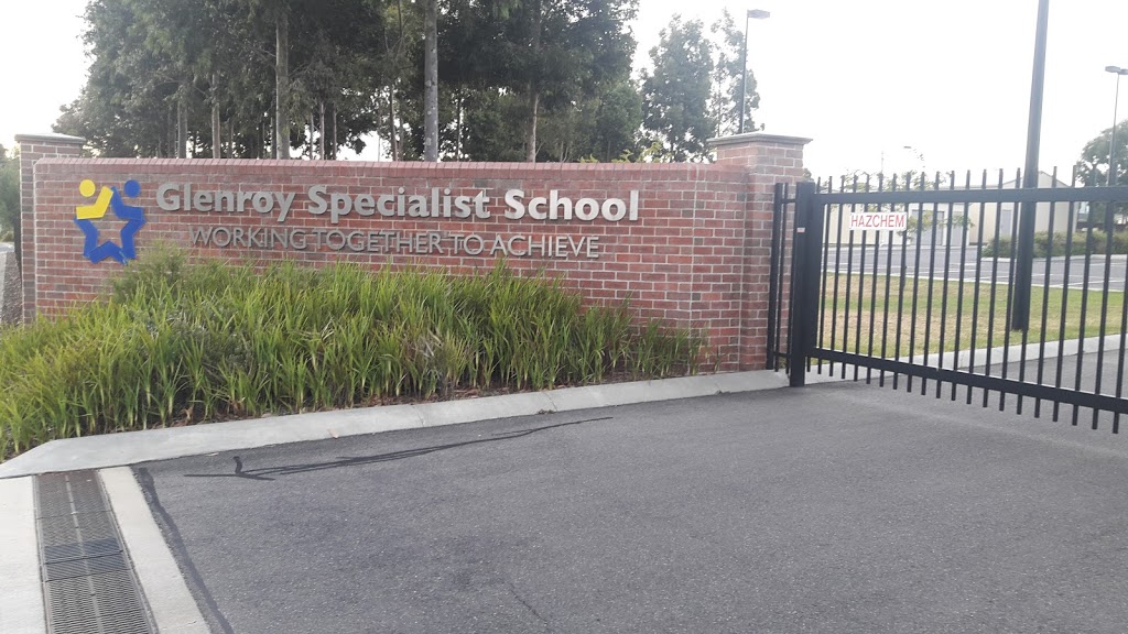 Glenroy Specialist School | school | 208 Hilton St, Glenroy Melbourne 3046, Australia | 0393042263 OR +61 3 9304 2263