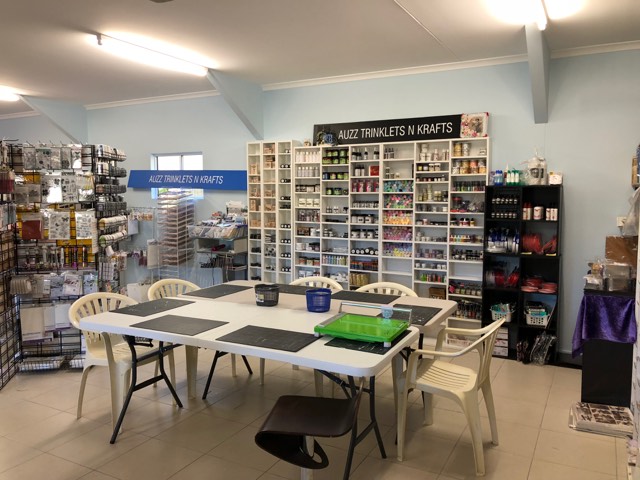 Auzz Trinklets N Crafts | store | 37 Dellforest Dr, Calamvale QLD 4116, Australia | 0450006646 OR +61 450 006 646